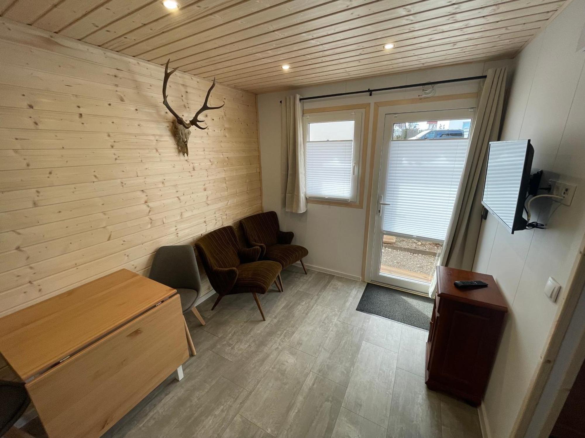 Tinyhaus #4 Huelben - Ortsrand - Kostenlose Parkplaetze Hulben Luaran gambar