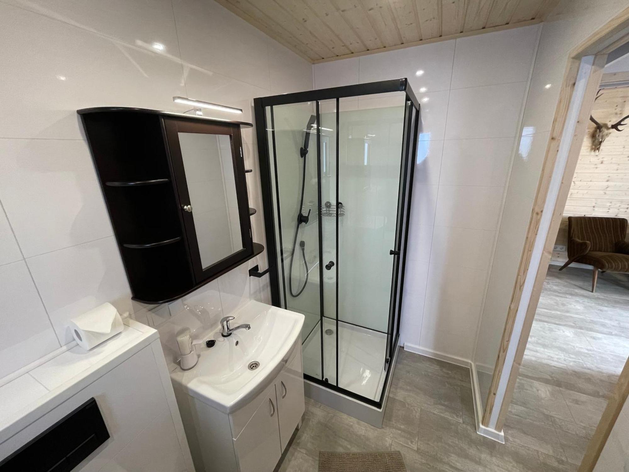Tinyhaus #4 Huelben - Ortsrand - Kostenlose Parkplaetze Hulben Luaran gambar